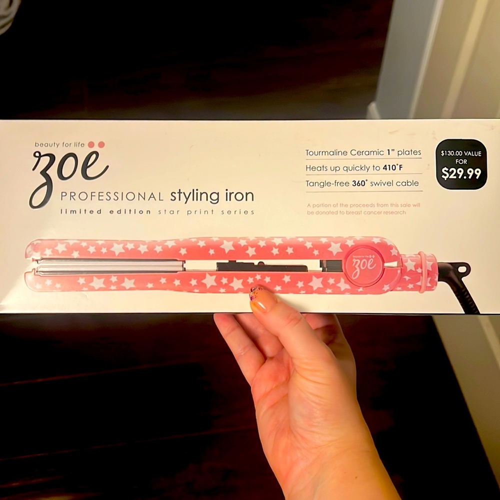 Zoe hair straightener iron